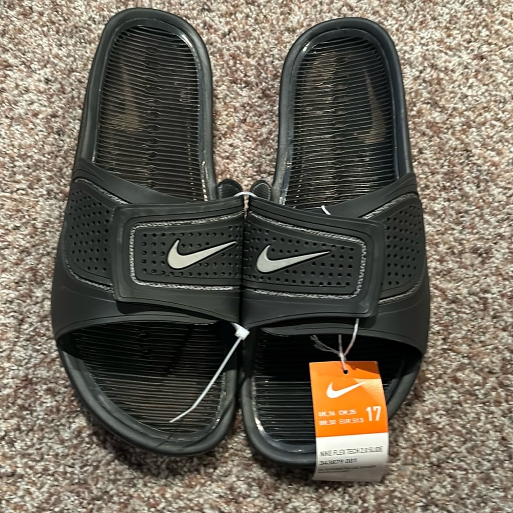 Nike Flex Tech Slides Size 17 NWT